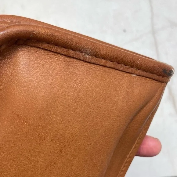 Coach vintage English tan leather chunky case clutch bag